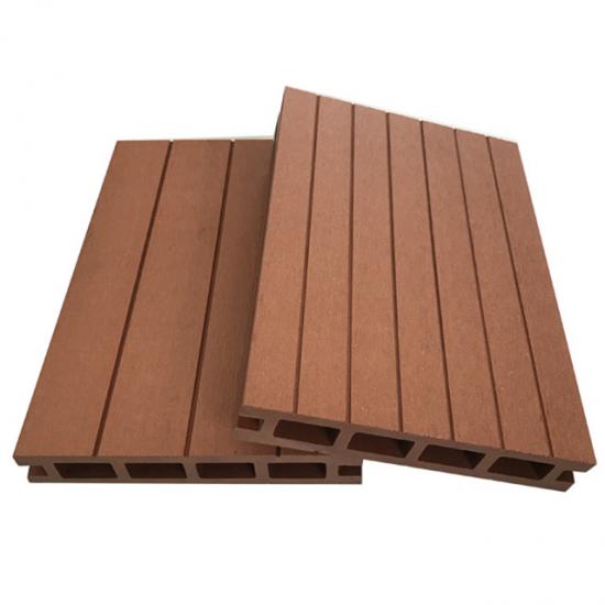 Wood plastic composite hollow plastic decking